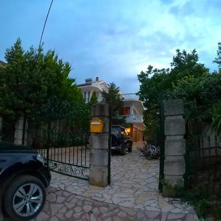 Villa Bonda *