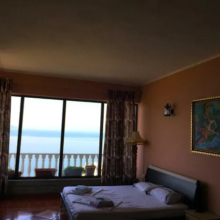 Villa Bonda *